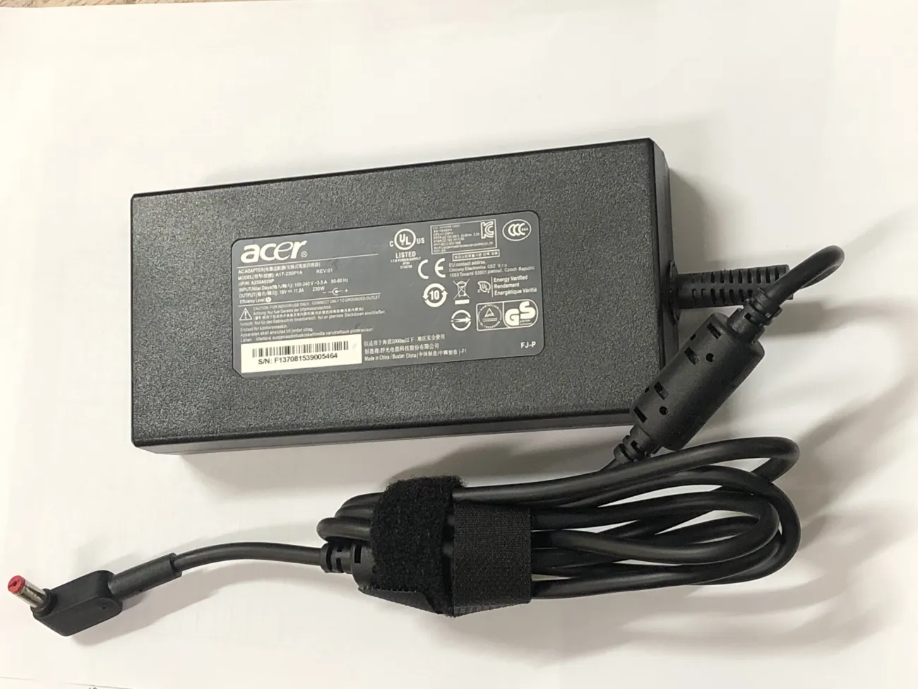 Sạc Acer 11.8a 230w mặt trước