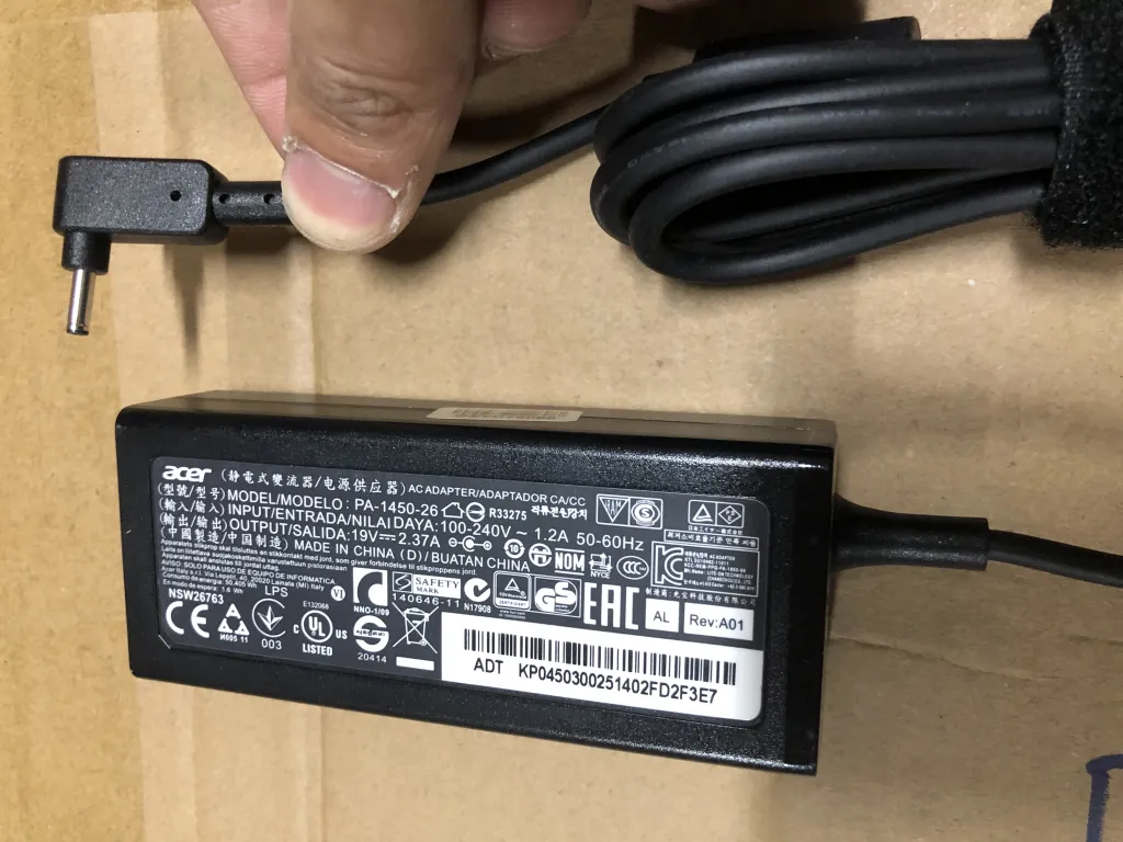 Sạc ACER 19v-2.37A 45W ZIN CHÂN NHỎ 3.0x1.1mm mặt trước