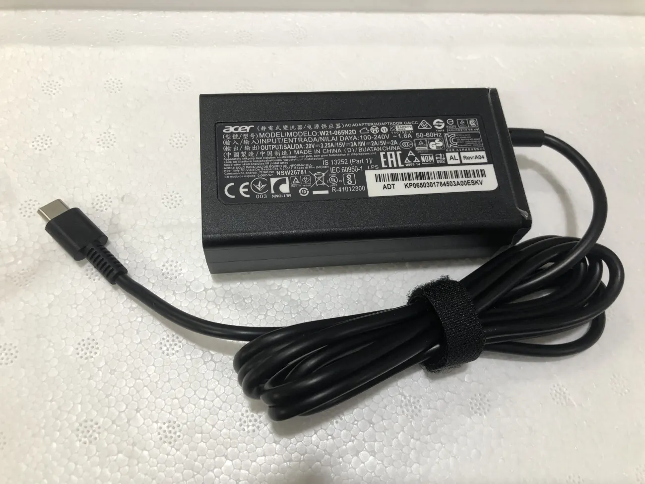 Sạc ACER 3.25 65W TYPE C mặt trước