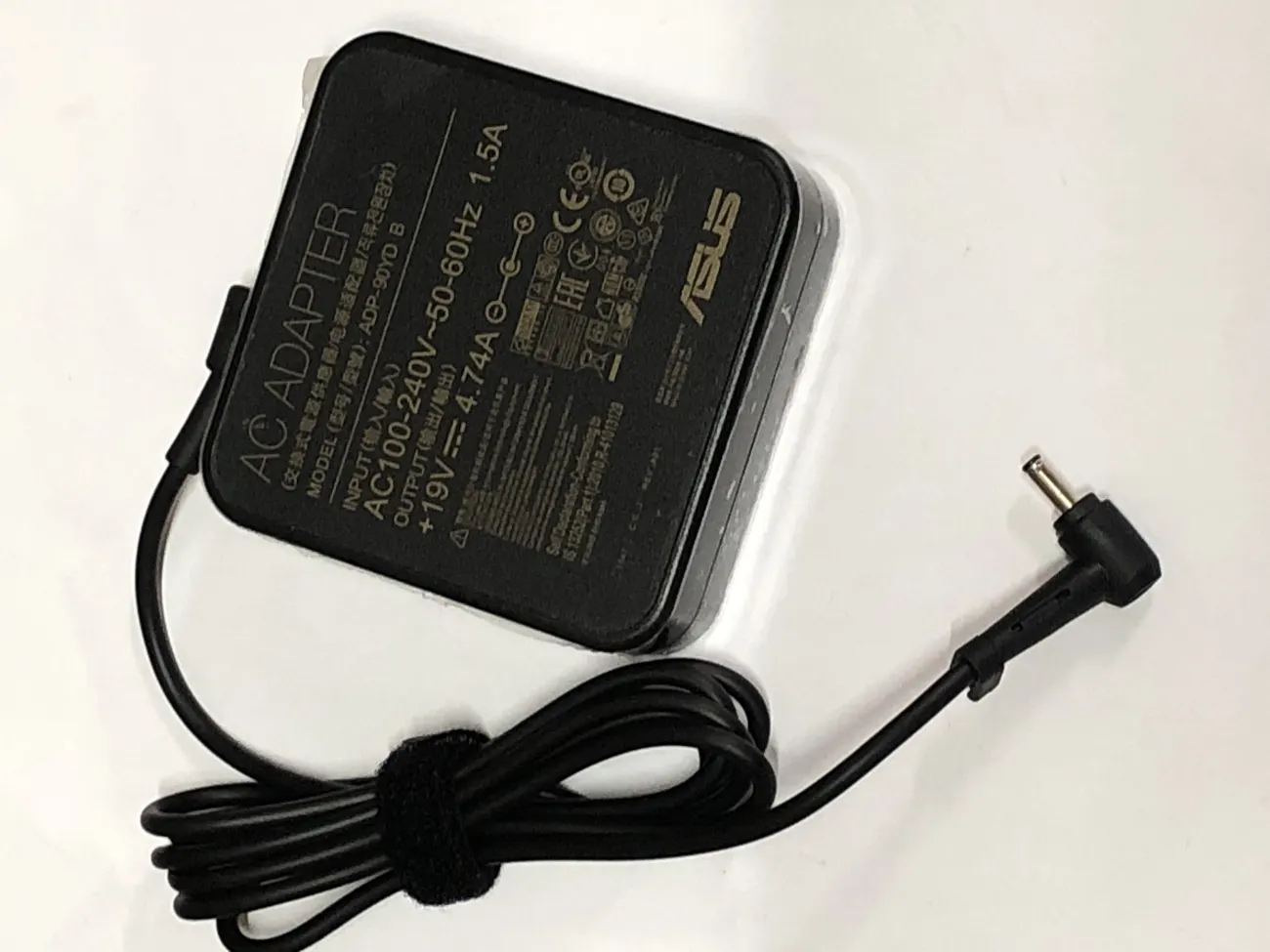 Sạc ASUS 19v-4.7A 90W vuông zin chân nhỡ 4.0x1.25mm mặt trước
