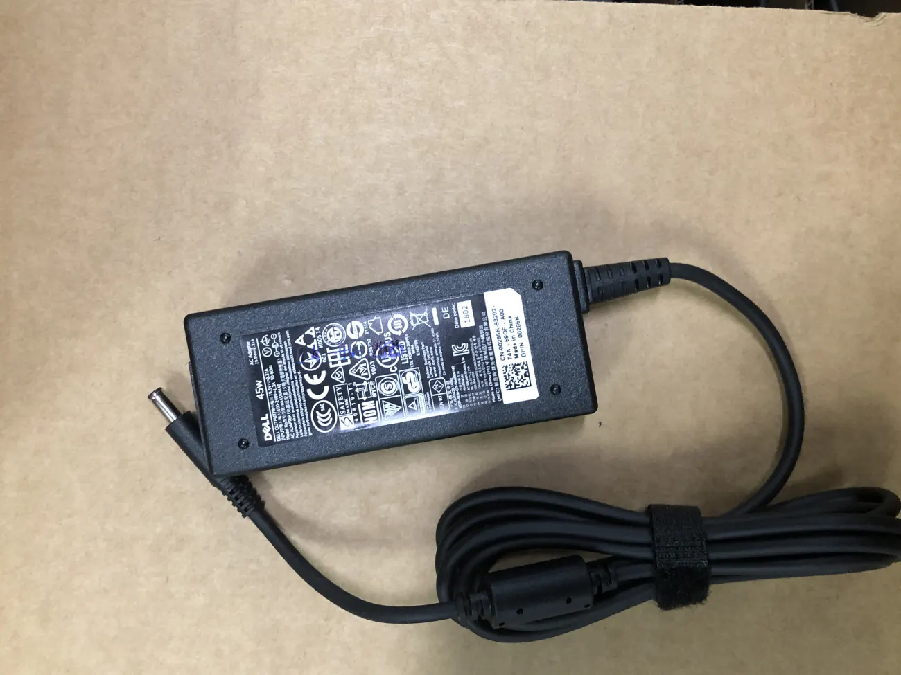 Sạc Dell 19.5v-2.31A 45W ZIN mặt trước