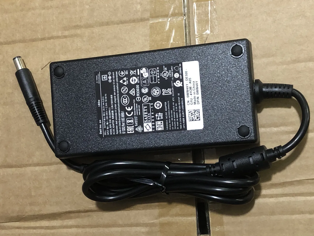 Sạc Dell 19.5v-9.23A 180W chân kim to mặt trước
