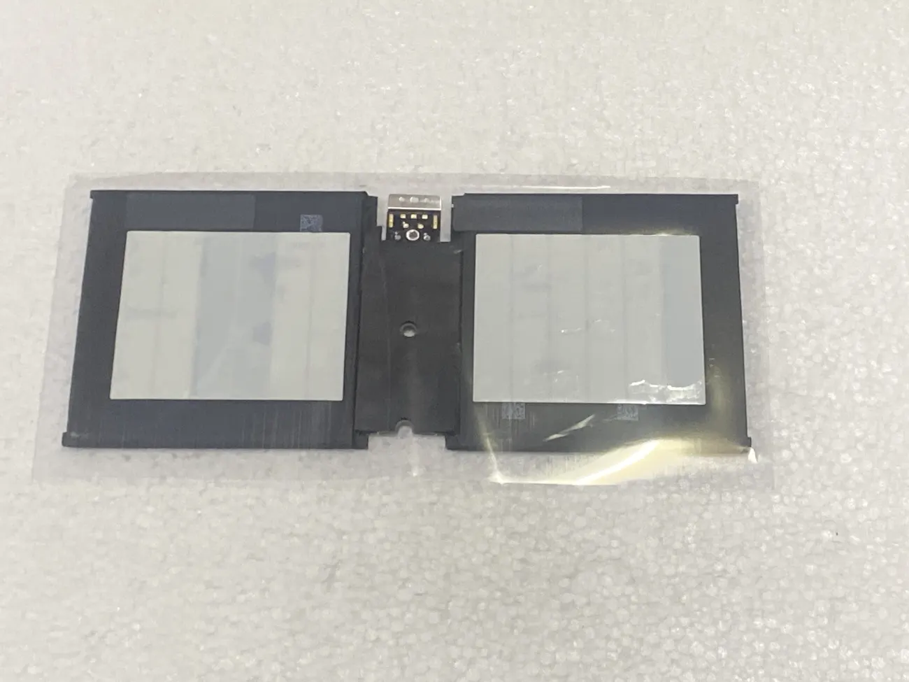 Pin Surface GO 2 (G16TA047H) Microsoft Surface Go2 1901/1926 mặt sau