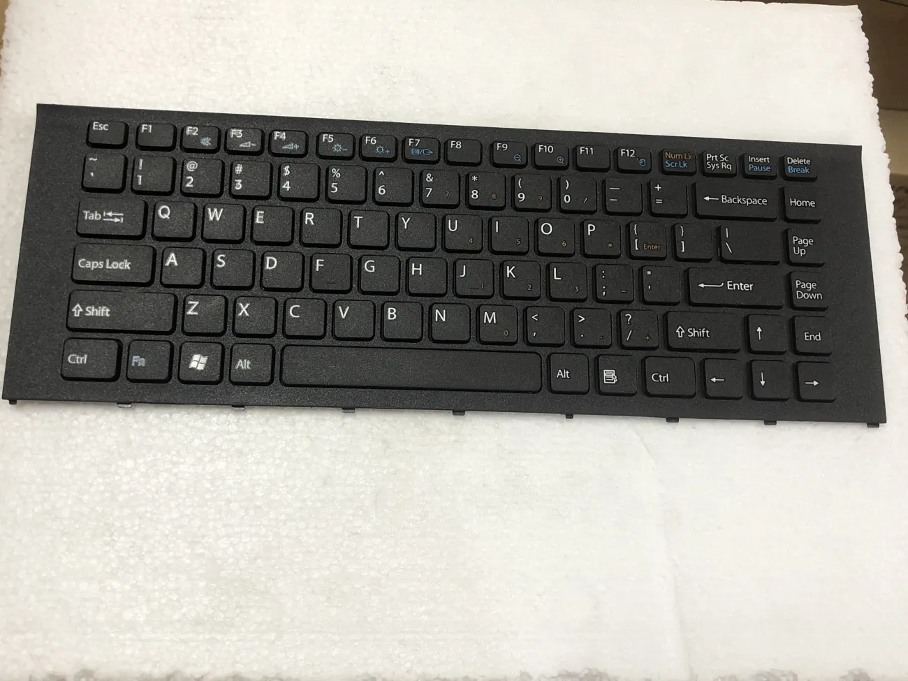 Bàn phím SONY EA ĐEN (CÓ KHUNG) =>VPCEA mặt trước