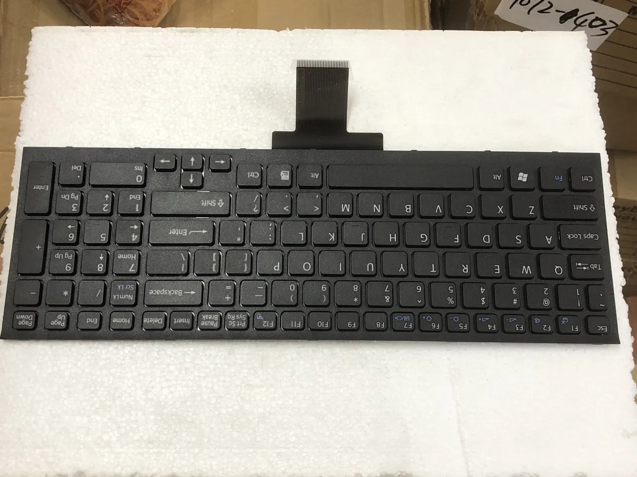 Bàn phím SONY EB ĐEN (KHUNG) =>VPCEB mặt trước