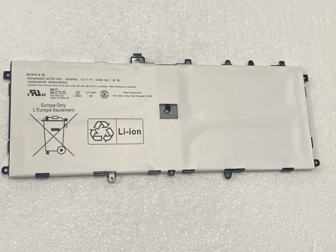 PIN SONY BPS36 (ZIN) - 4 CELL - Vaio SVD13, BPS36, BPL36, VGP-BPS36 mặt trước