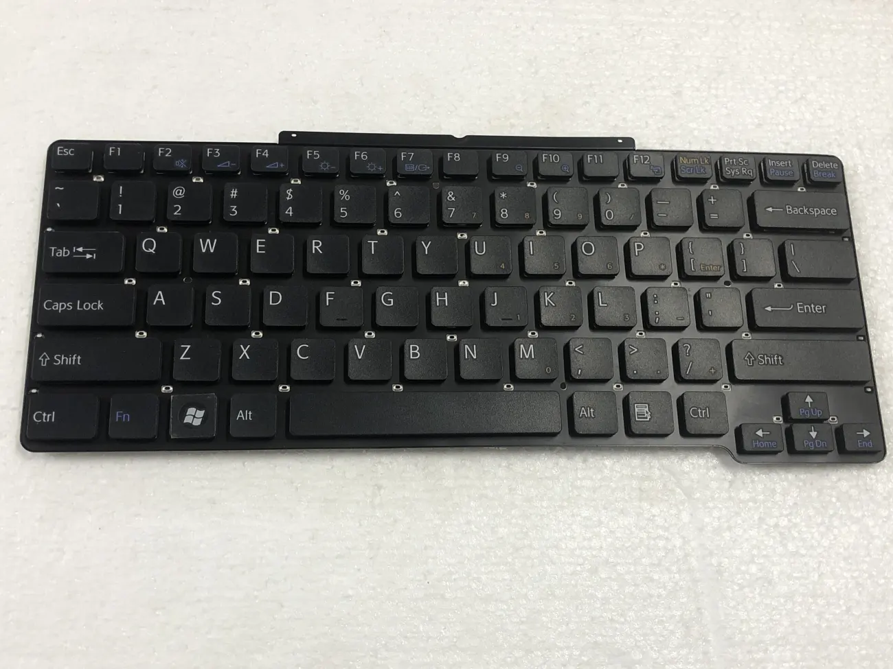 Bàn phím SONY SR ĐEN =>VGN-SR mặt trước