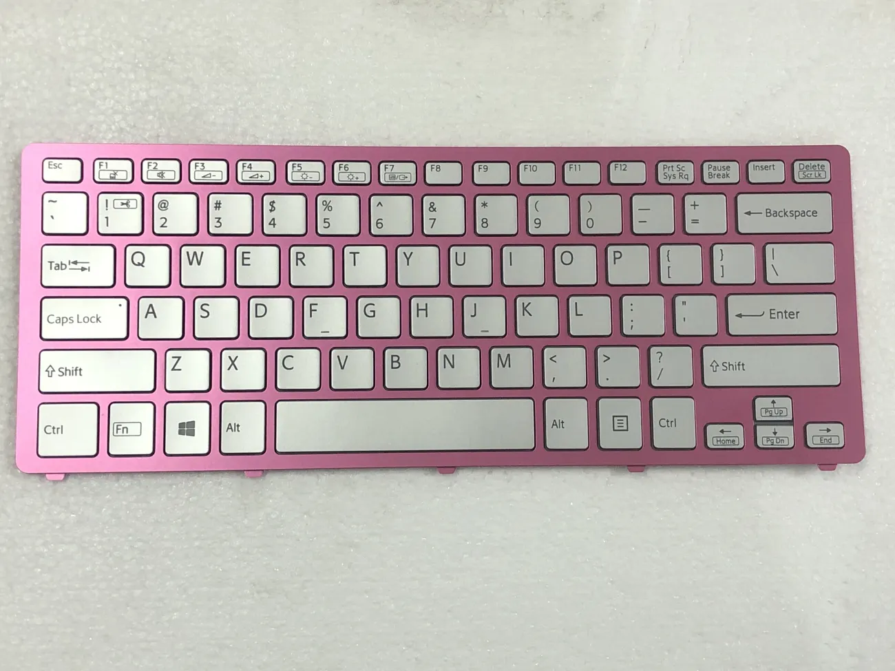 Bàn phím SONY SVF 14N/ FIT 14N BẠC =>CÁP THẲNG NẰM GÓC: SVF14N mặt trước