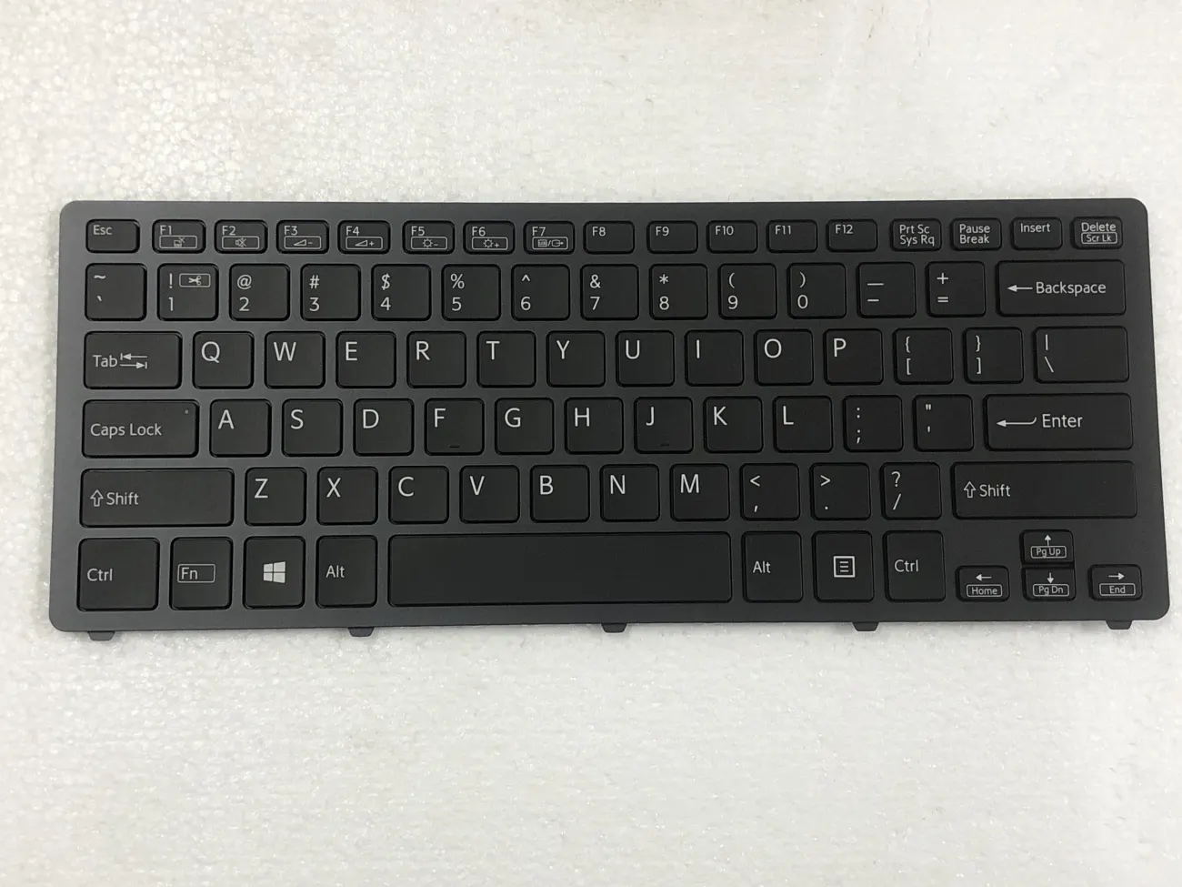 Bàn phím SONY SVF 14N/FIT 14N ĐEN =>CÁP THẲNG NẰM GÓC: SVF14N mặt trước