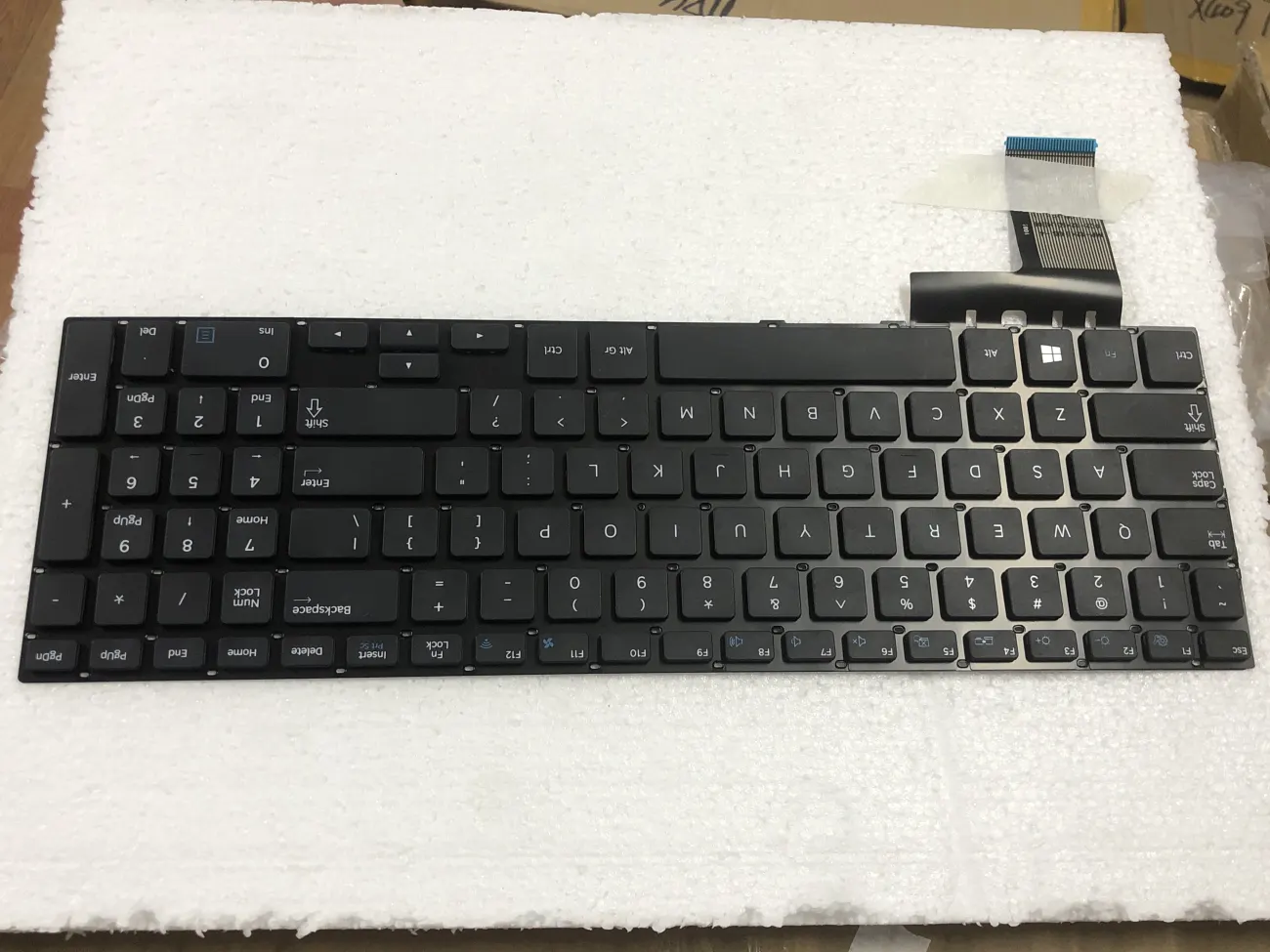 Bàn phím SAMSUNG NP470R5E - 370R5E 370R5V 450R5V NP450R5V 470R5E 510R5E NP470R5E NP530U5 mặt sau
