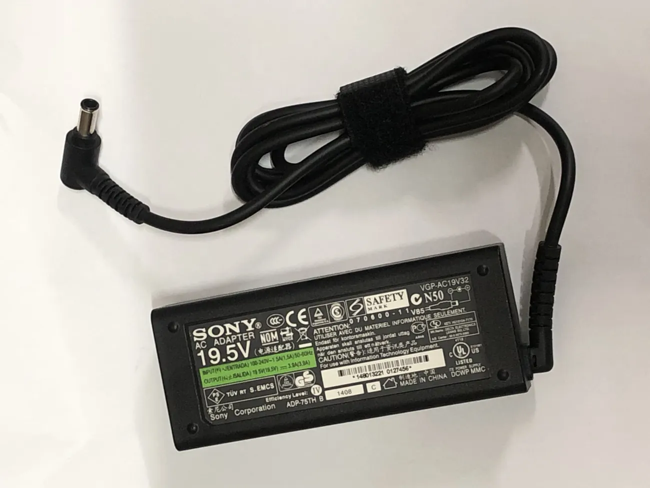 Sạc Sony 19.5V- 3.9A zin mặt trước