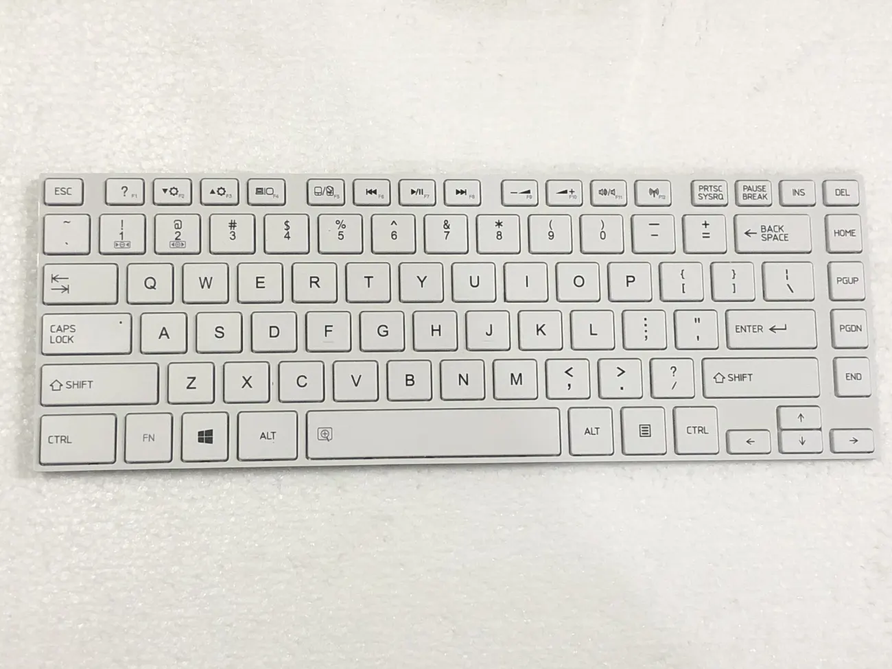 Bàn phím Toshiba L40-A trắng mặt trước