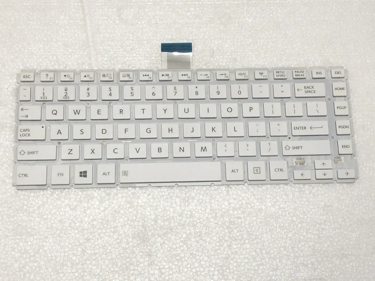 Bàn phím TOSHIBA L40-B TRẮNG =>Satellite E40-B, E45-B, E45-C, L40-B, L40D-B, L40T-B, L40DT-B mặt trước