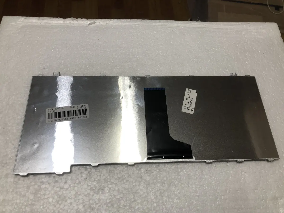 Bàn phím TOSHIBA M200 ĐEN =>Satellite A200 A205 A210 A215 A300 A305 A350 A355 M200 M300 M305 M500 L205 L300 L305 L310 L315 L455 L450 L510 S200Qosmio F40 F45 G40 G45 F50 F55 R200 R205 L300, Tecra A9 M9, Dynabook B551 B552, Satellite U400 U500, Satellite A306, Qosmio E45, Satellite M205, Satellite M100, Qosmio F50, Satellite M505, Satellite M70, Satellite M50, Satellite L450, Satellite L300, Satellite M300, Qosmio F55, Satellite A350, Satellite M206, Satellite L455, Satellite M500, Satellite M215, Satellite M117, Satellite M315, Satellite M210, Satellite L200, Satellite M35, Satellite L312, Satellite A215, Satellite M352, Satellite M336, Satellite M30, Satellite A305, Qosmio G40, Satellite S300, Satellite M115, Qosmio G45, Satellite M45, Satellite L310, Satellite L205, Satellite A300, Satellite M400, Satellite M55, Satellite M75, Satellite M200, Satellite L215, Satellite M110, Satellite L305, Satellite M305, Satellite L315, Satellite L317, Satellite M310, Satellite M105, Satellite A205, Satellite M317, Satellite A315, Satellite L510, Qosmio F40, Satellite L515, Satellite M85, Satellite M202, Satellite A200, Satellite M80, Satellite U405, Satellite A355, Satellite L311 mặt sau