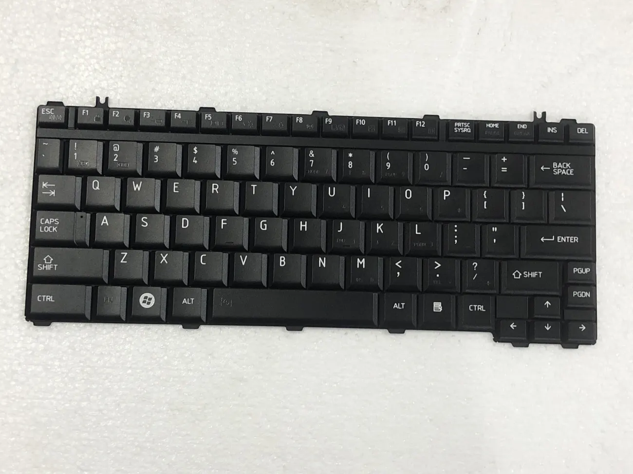 Bàn phím Toshiba Satellite U400 U405 U500 U505 U800 M800 M900 T130 T135, Portege M900 – U500 ĐEN mặt trước