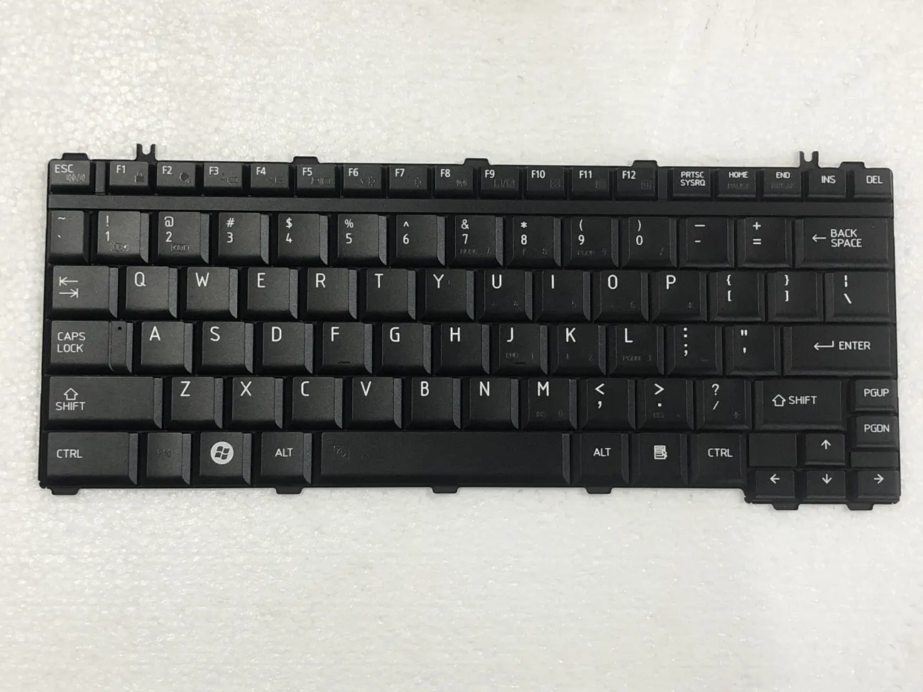 Bàn phím Toshiba U400 đen mặt trước