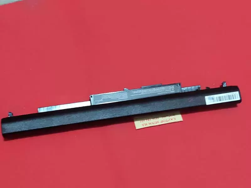 Pin laptop HP 14-AQ003TX