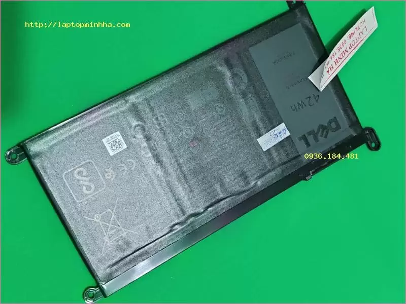 Pin laptop Dell P79G Zin
