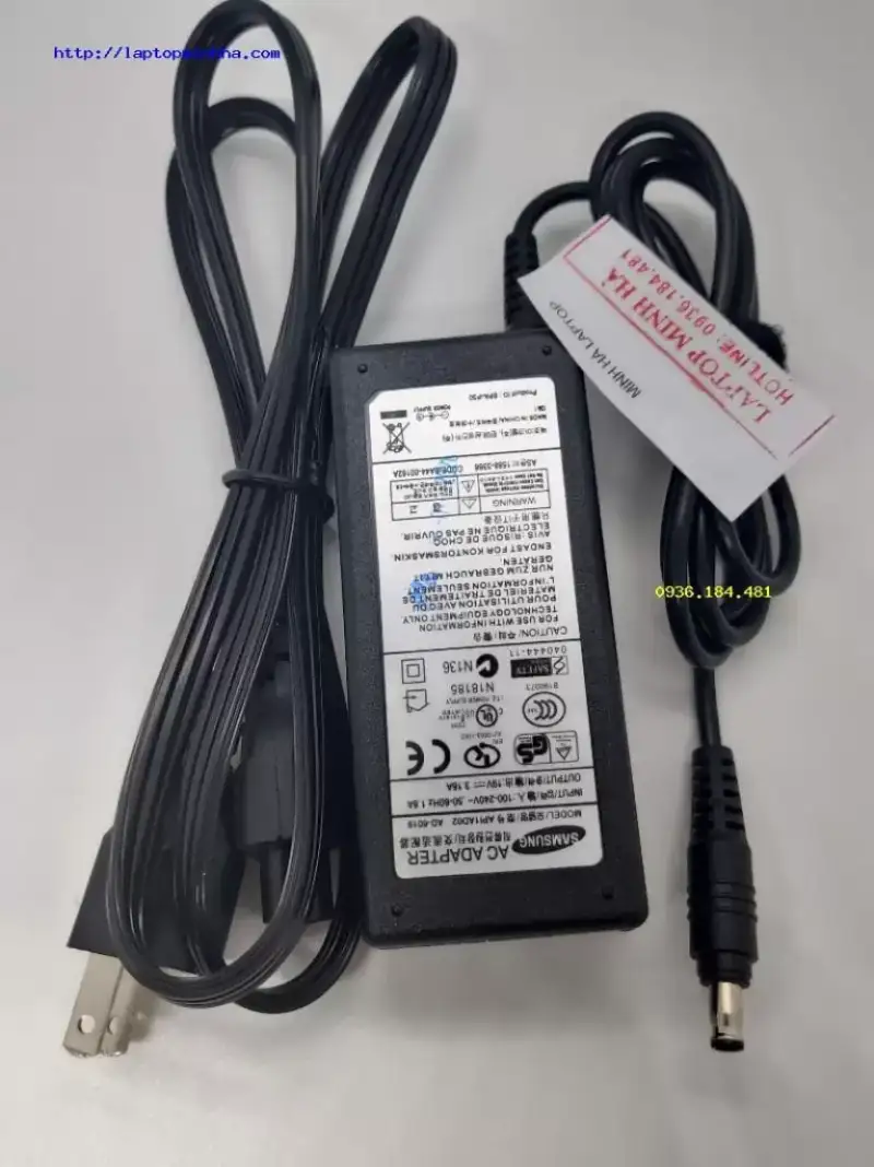 Sạc laptop Samsung 305V4A