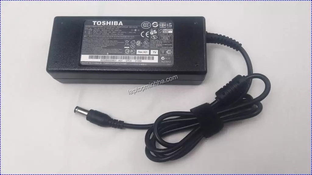 Sạc laptop Toshiba Tecra 8000 