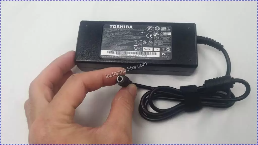 Sạc laptop Toshiba Portege R400-S4933