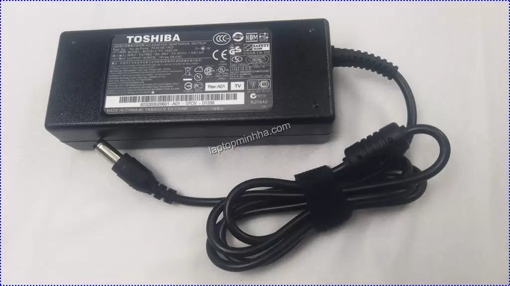 Sạc laptop Toshiba Satellite R10 Series