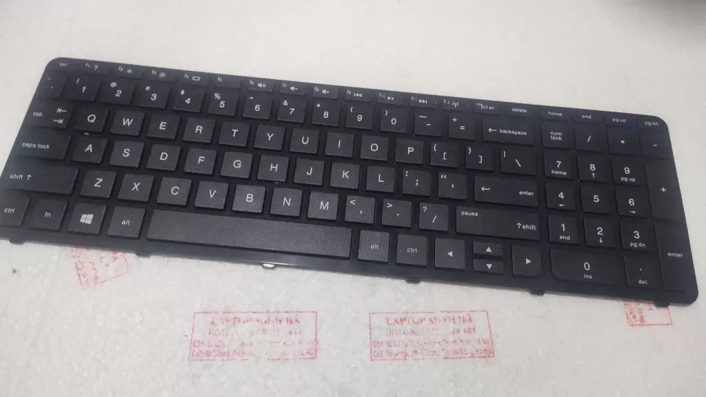 Bàn phím dùng cho laptop HP Pavilion 15-R061