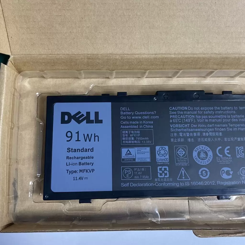 Pin laptop Dell T05W1