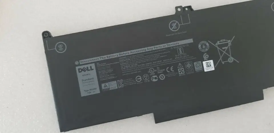 Pin dùng cho laptop Dell P97G001