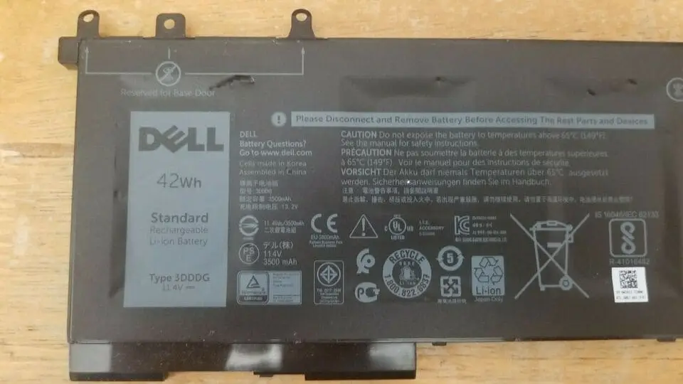 Pin laptop Dell DV9NT