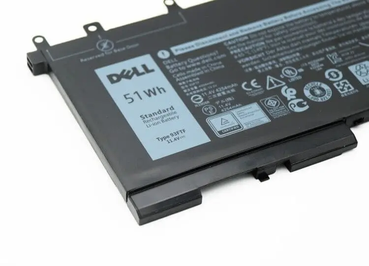 Pin laptop Dell P60F