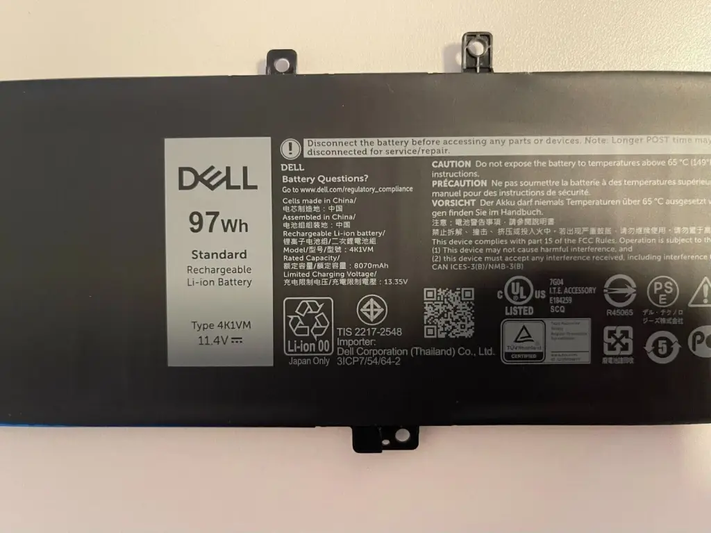 Pin laptop Dell M8K2C