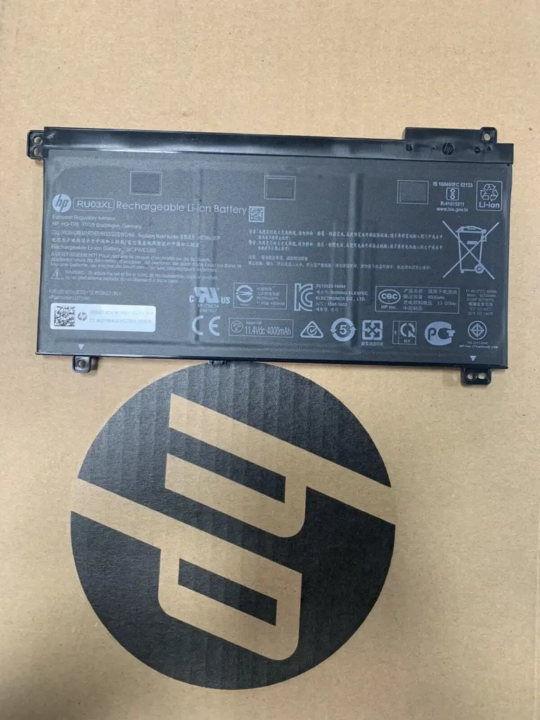 Pin laptop HP L12717-1C1