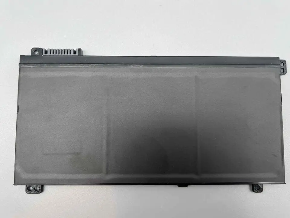 Pin laptop HP L12717-171