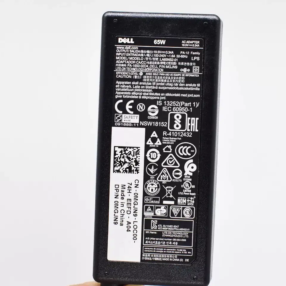 sạc dùng cho laptop Dell P116F