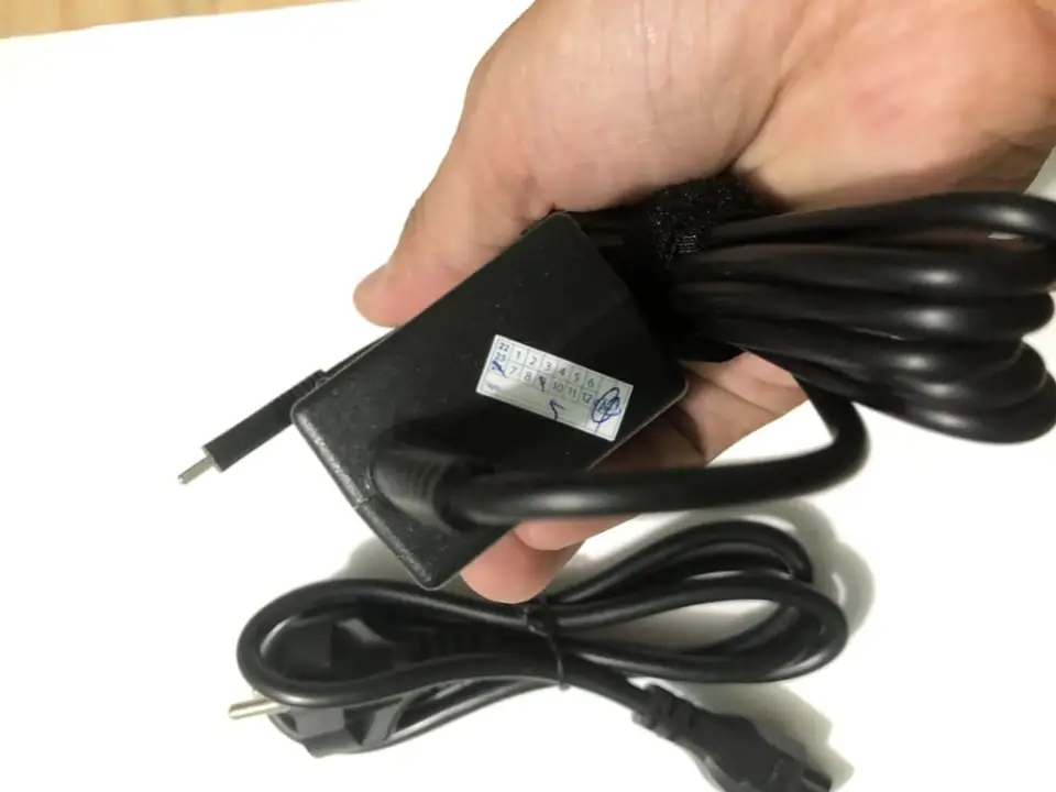 ảnh phóng to đại diện của  Sạc laptop hp Spectre 13-ak0015nr