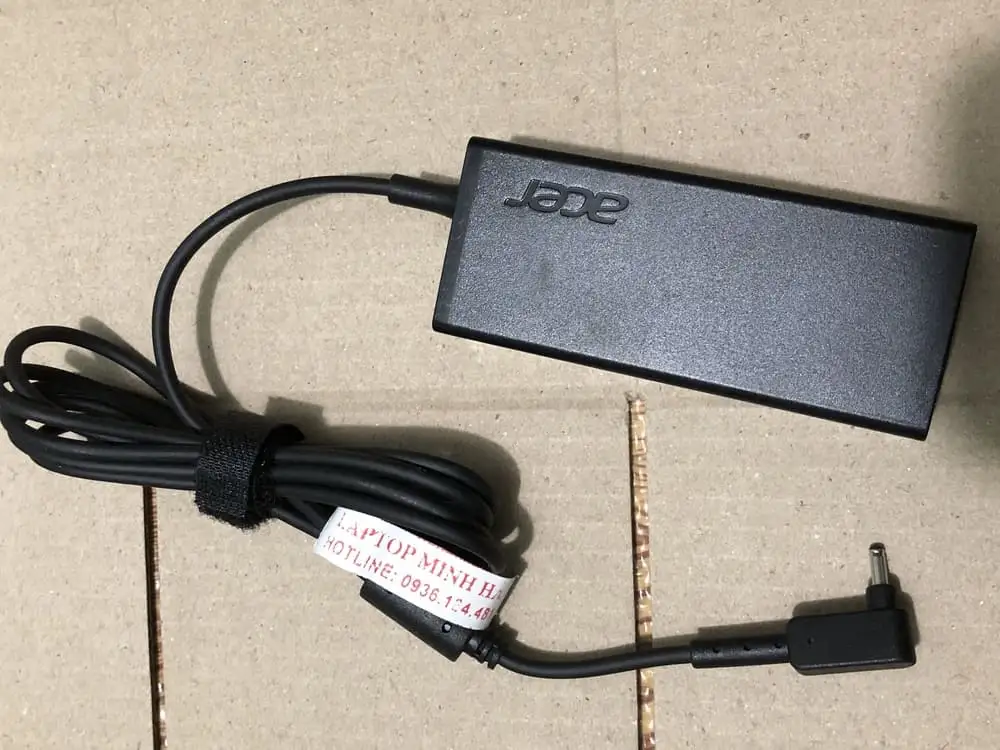 sạc dùng cho laptop Acer ADP-45ZD B