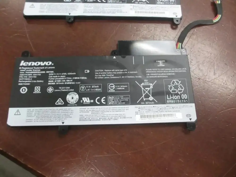 Pin laptop Lenovo 45N1755