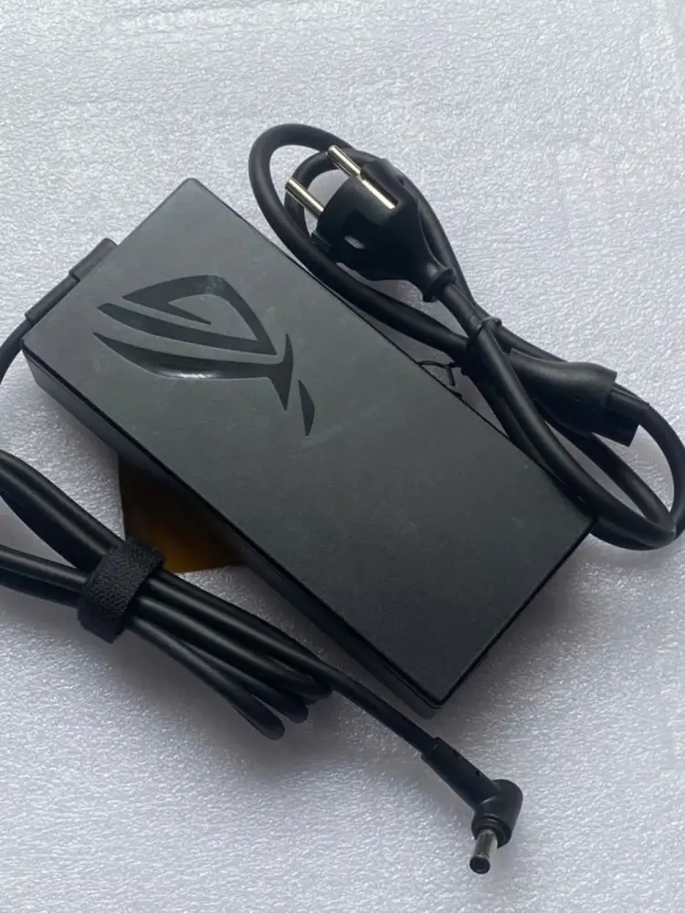 Ảnh sạc Asus 2021