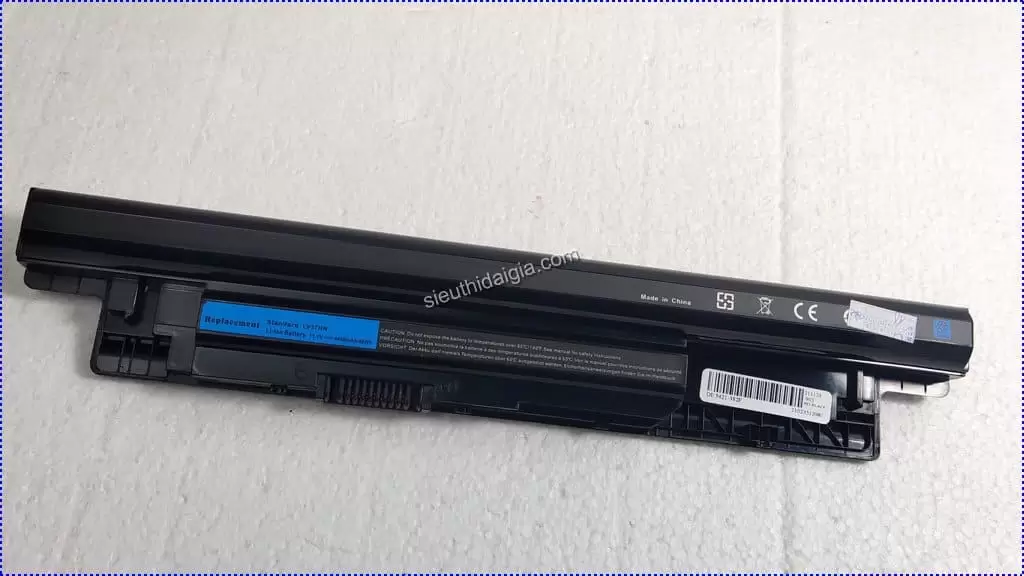 Pin laptop Dell Inspiron P53G